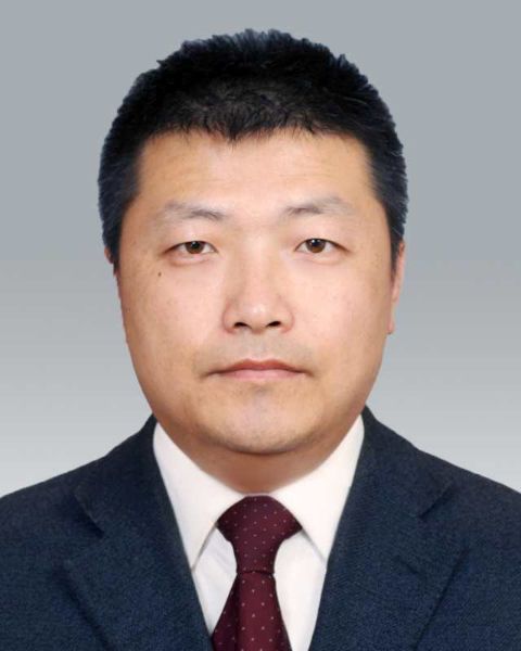姬岩岩 姬岩岩
