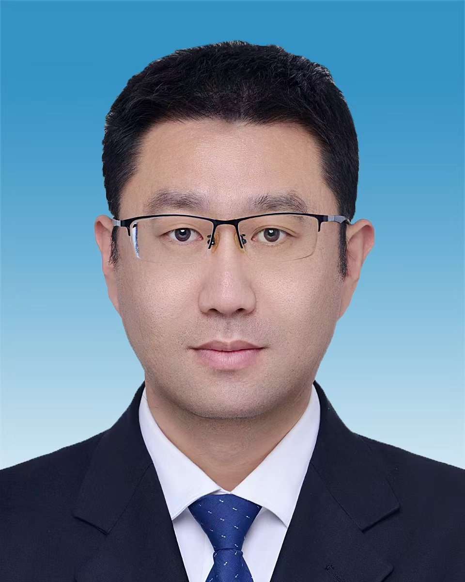 胡博